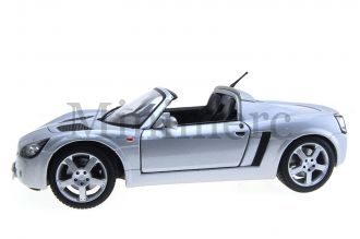 Opel Speedster Scale Model