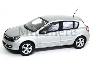 Vauxhall Astra Scale Model