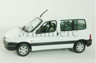 Peugeot Partner 4x4 Scale Model