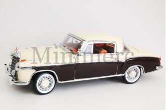 220 SE Coupe Scale Model